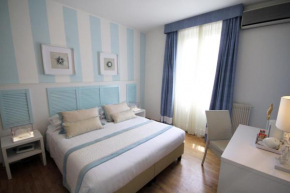 Отель B&B Raffaelli Villino Limoni  Форте Дей Марми